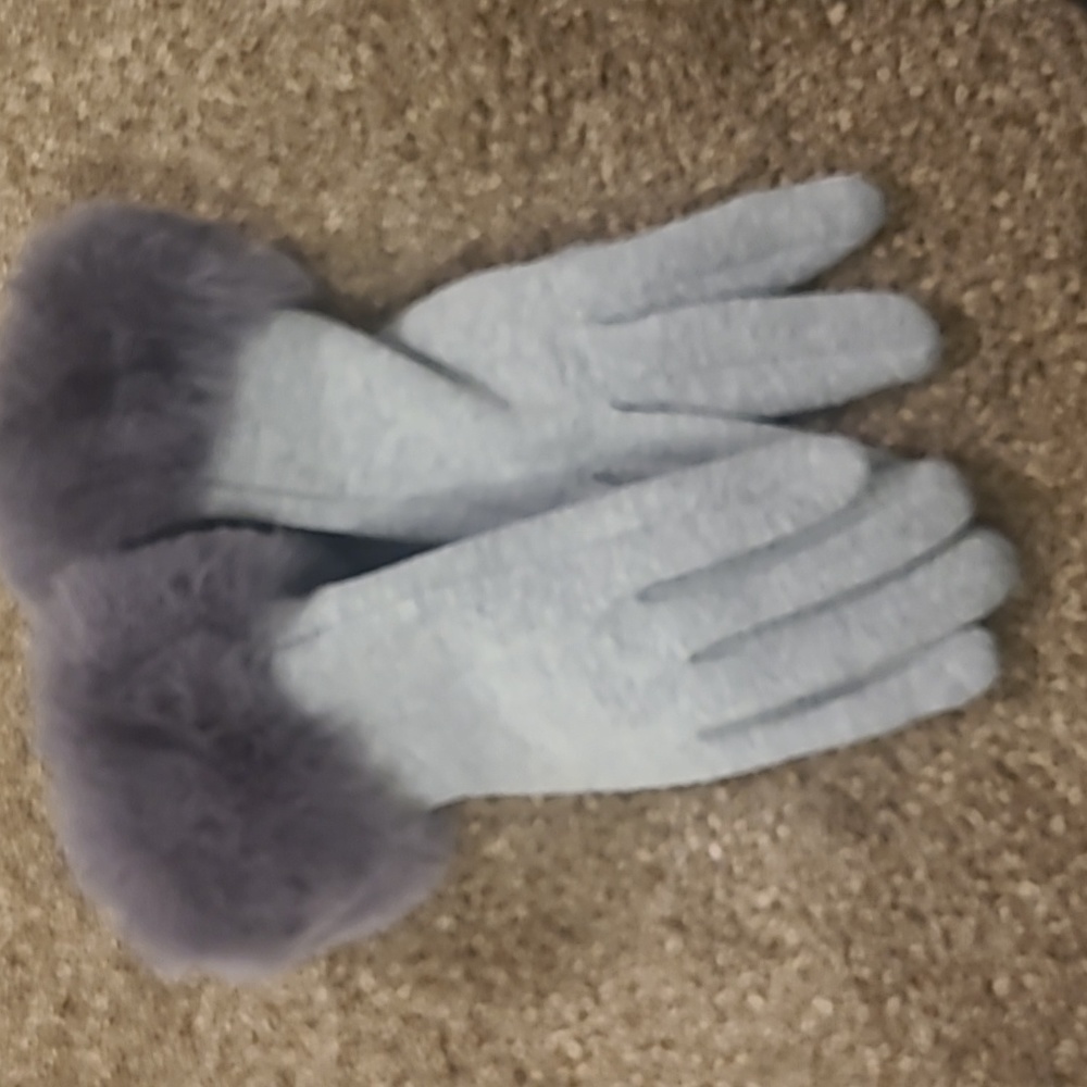 Faux fur, ultra plush, touch screen jersey gloves